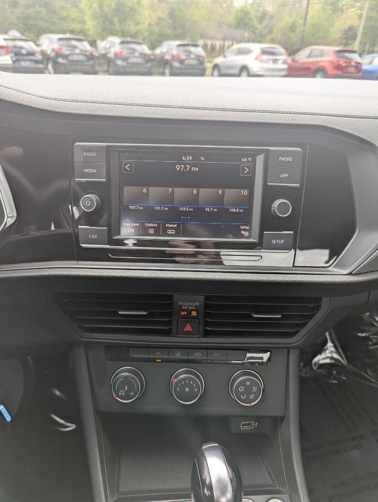 Volkswagen Jetta 1.4T S 8A 2019