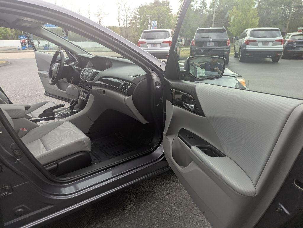 Honda Accord LX Sedan CVT w/ Honda Sensing 2016