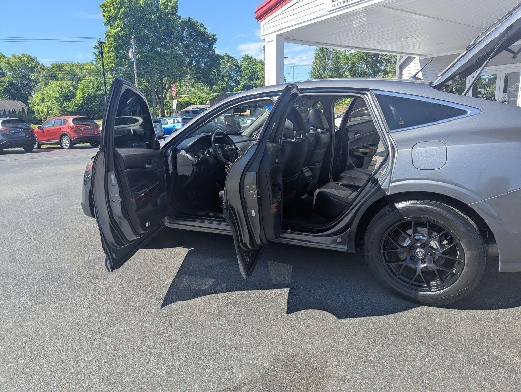 Honda Accord Crosstour EX-L 4WD 5-Spd AT 2011