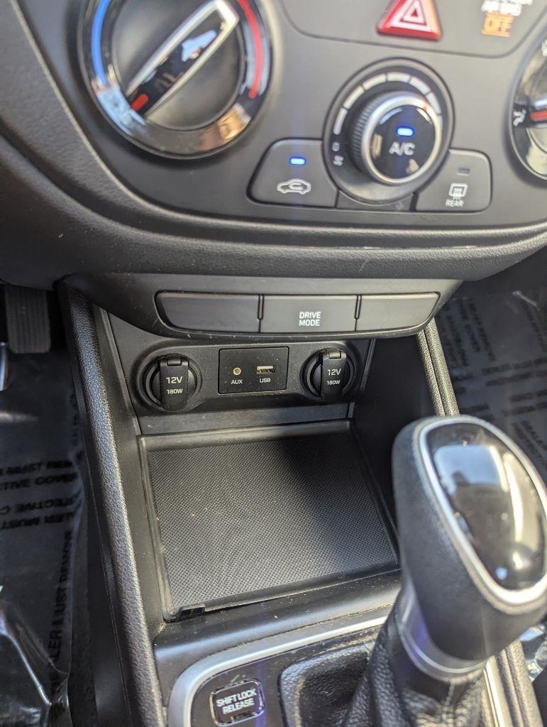 Hyundai Accent SE 4-Door 6A 2020