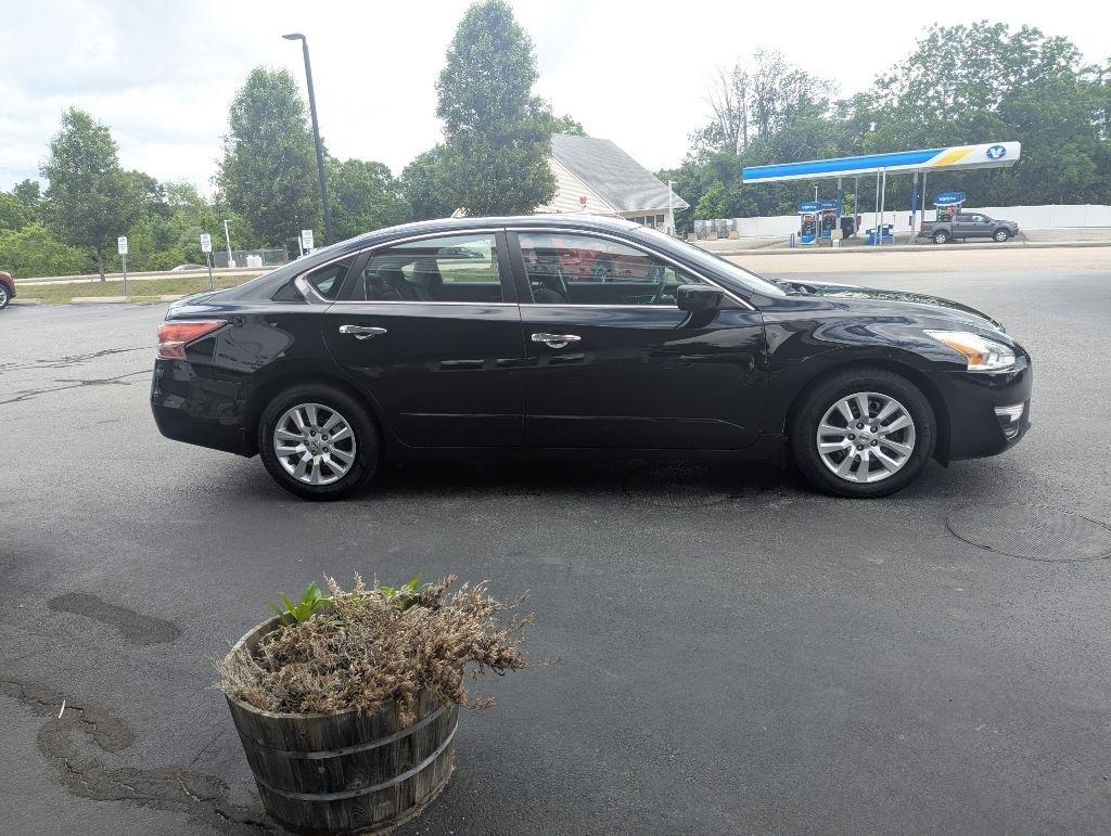Nissan Altima 4dr Sdn I4 2.5 S 2015