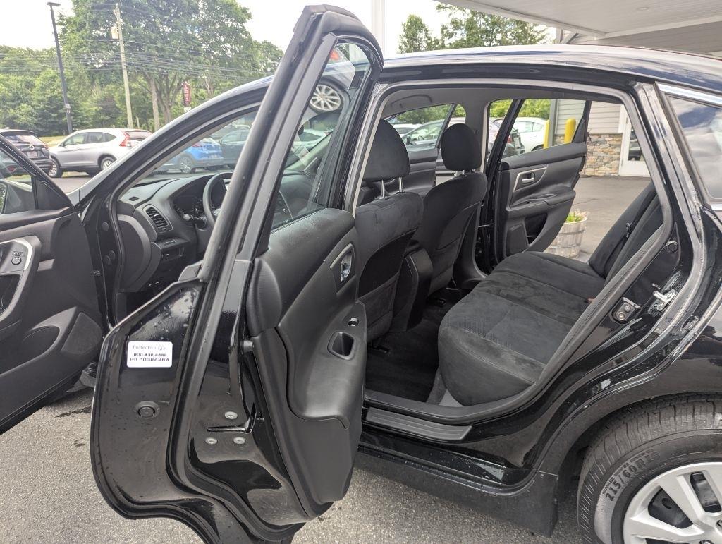 Nissan Altima 4dr Sdn I4 2.5 S 2015