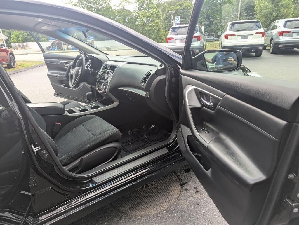 Nissan Altima 4dr Sdn I4 2.5 S 2015