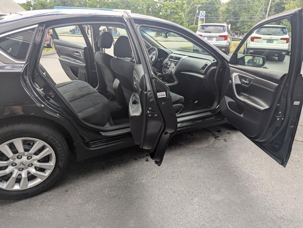Nissan Altima 4dr Sdn I4 2.5 S 2015