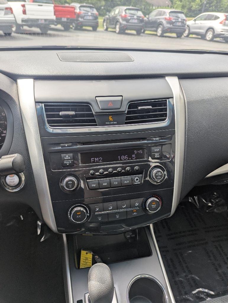 Nissan Altima 4dr Sdn I4 2.5 S 2015
