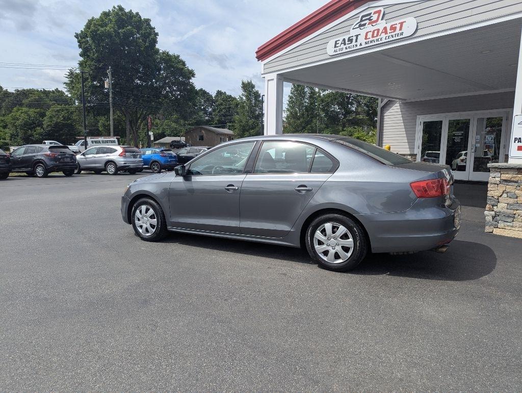 Volkswagen Jetta Sedan 4dr Auto S 2014