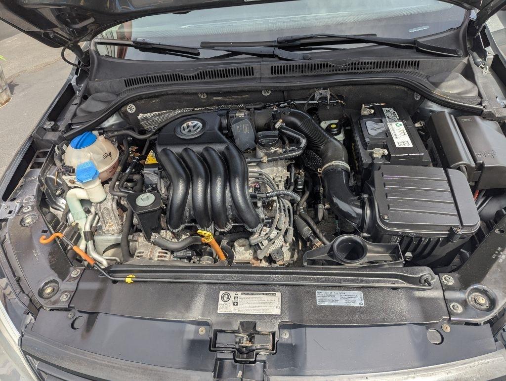 Volkswagen Jetta Sedan 4dr Auto S 2014