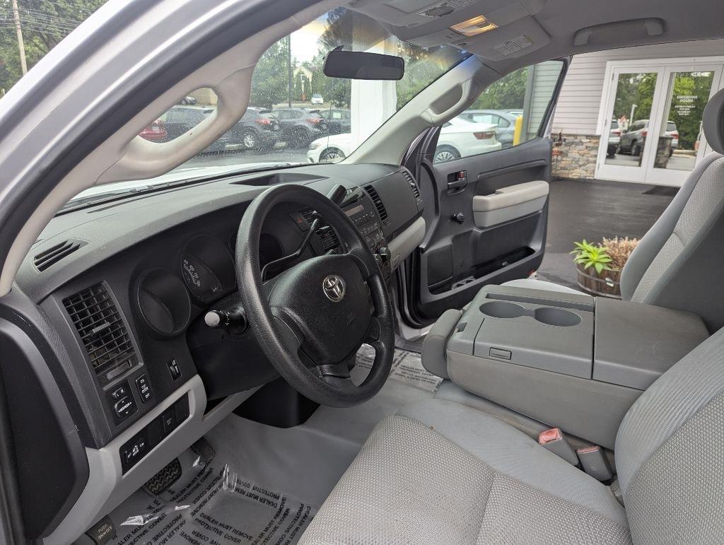 Toyota Tundra 2WD Reg 145.7" V6 (Natl) 2007