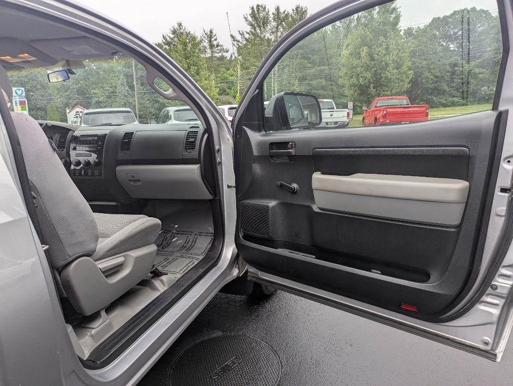 Toyota Tundra 2WD Reg 145.7" V6 (Natl) 2007