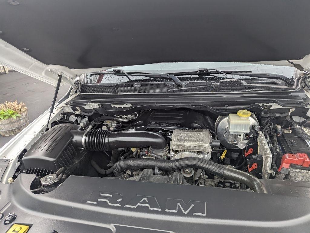 RAM 1500 Big Horn/Lone Star 4x4 Crew Cab 5'7" Box 2019