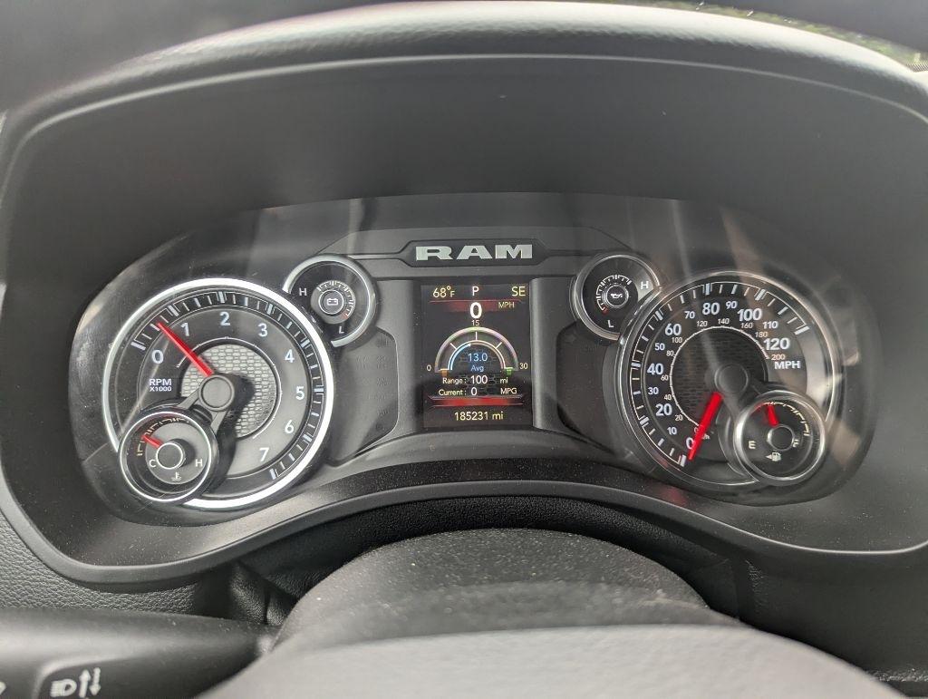 RAM 1500 Big Horn/Lone Star 4x4 Crew Cab 5'7" Box 2019