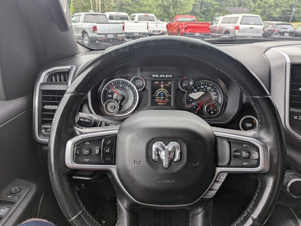 RAM 1500 Big Horn/Lone Star 4x4 Crew Cab 5'7" Box 2019