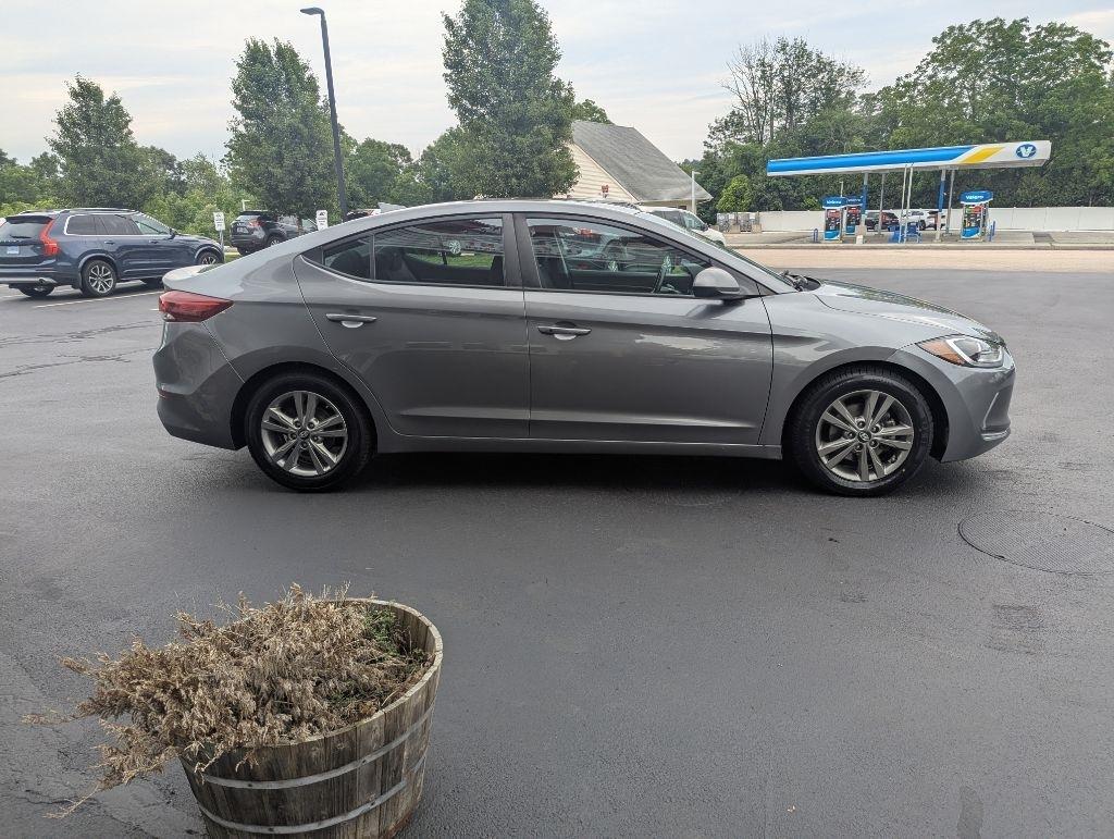 Hyundai Elantra Value Edition 2.0L Auto (Alabama) 2018