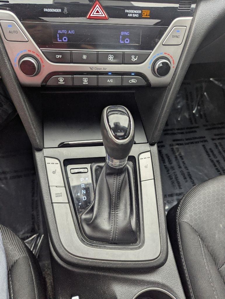 Hyundai Elantra Value Edition 2.0L Auto (Alabama) 2018