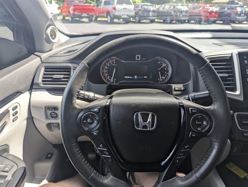 Honda Ridgeline RTL-E 4x4 Crew Cab 5.3' Bed 2017