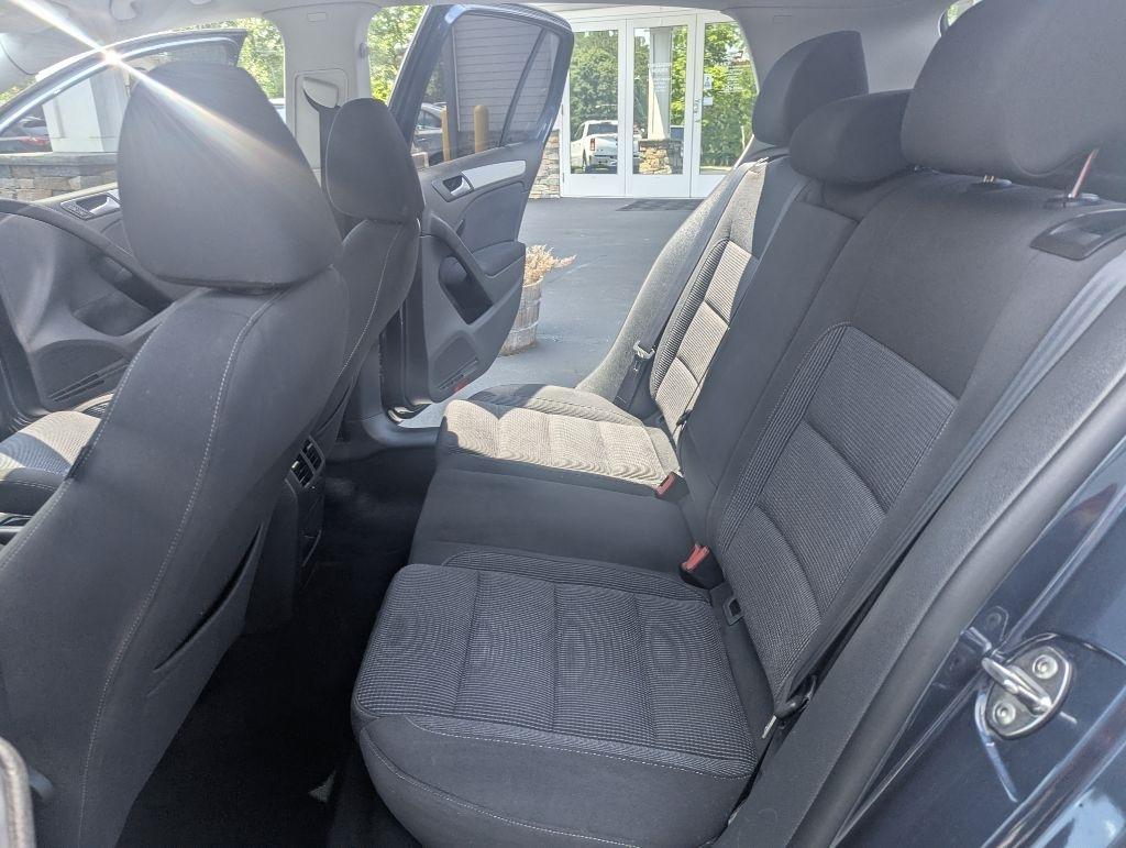 Volkswagen Golf 4dr HB Auto PZEV 2014