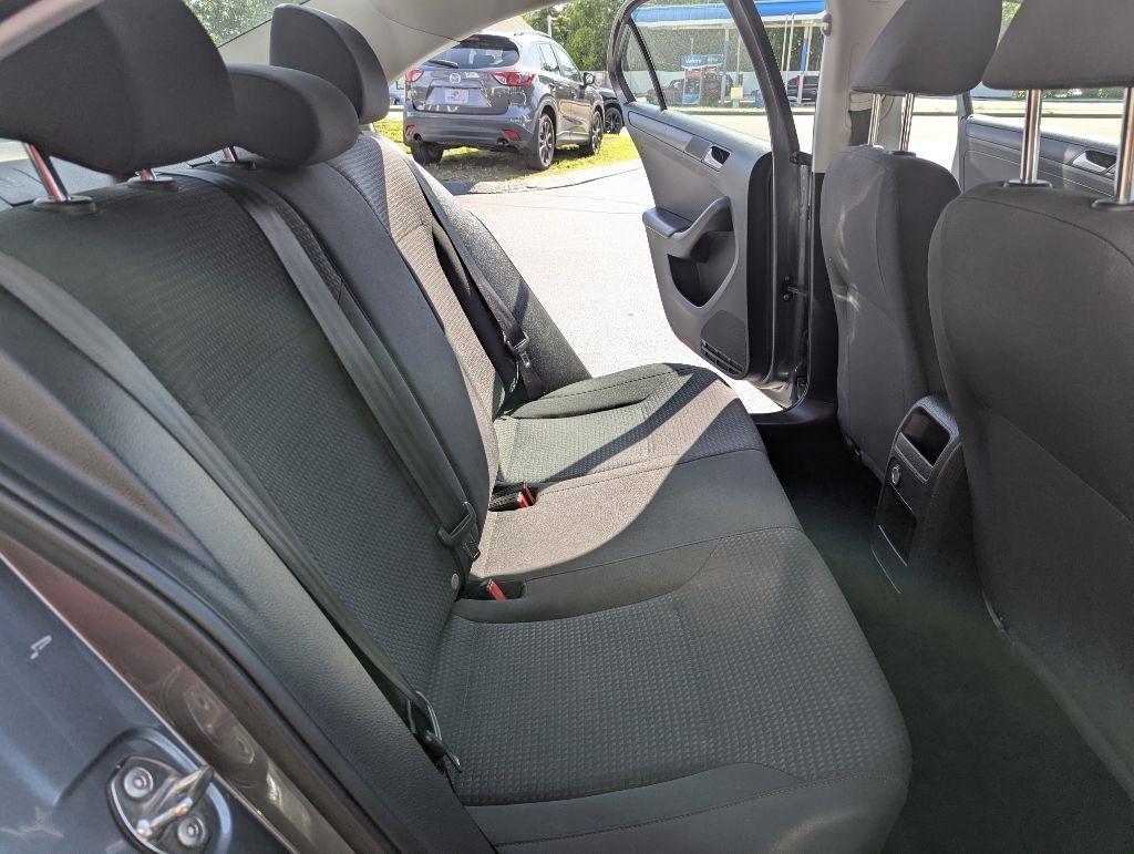 Volkswagen Jetta Sedan 4dr Auto 1.4T S 2016