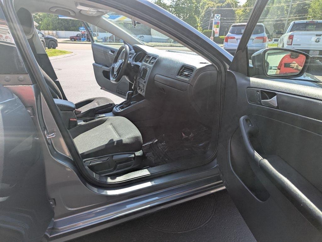 Volkswagen Jetta Sedan 4dr Auto 1.4T S 2016