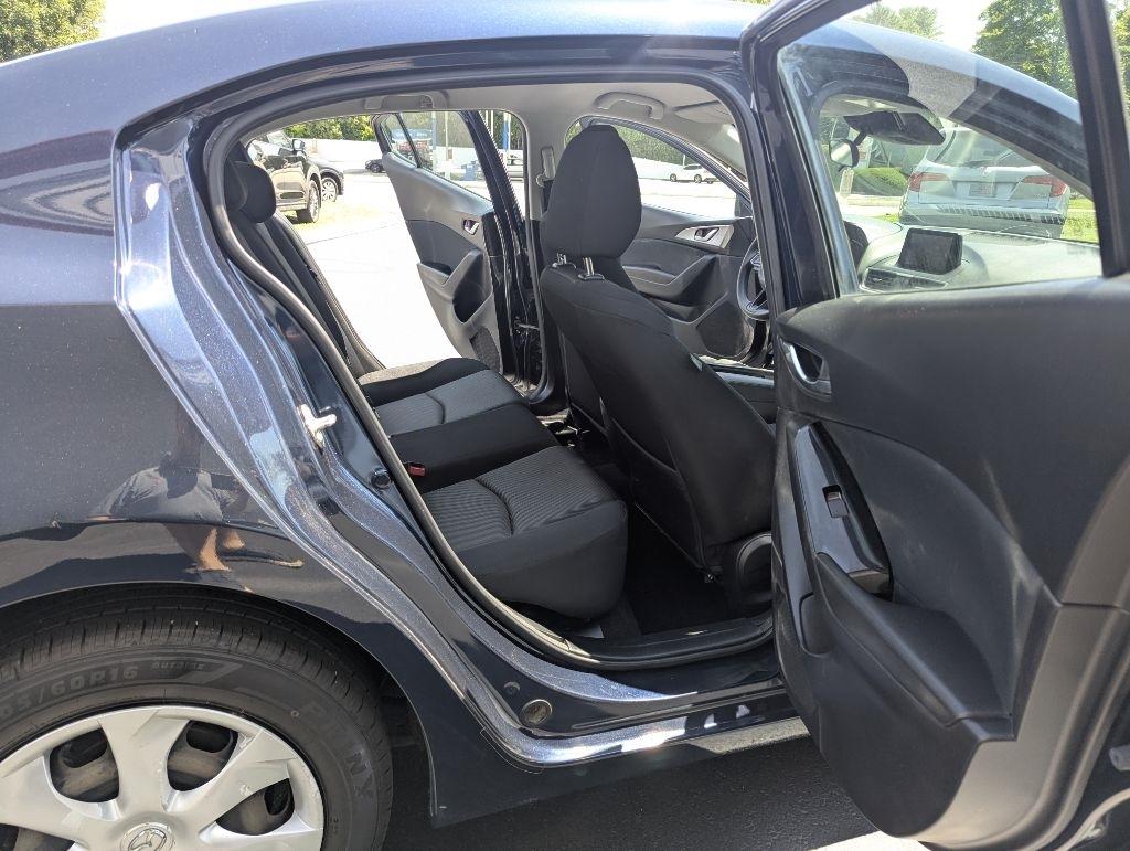 Mazda Mazda3 4-Door Sport Manual 2018