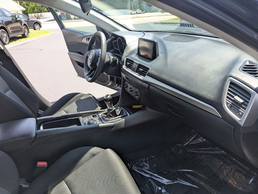 Mazda Mazda3 4-Door Sport Manual 2018
