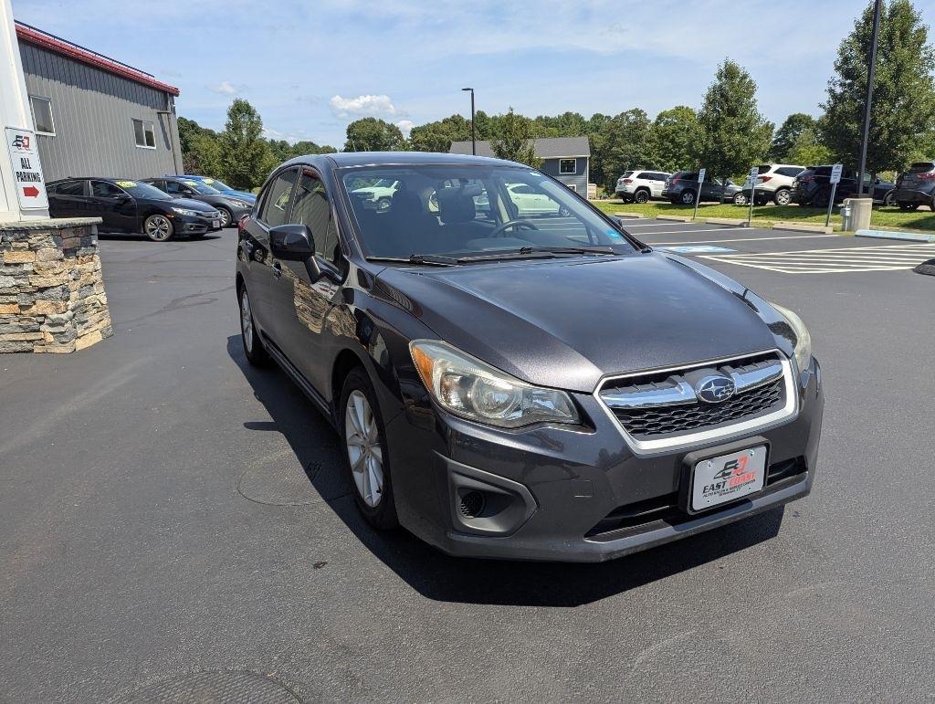 Subaru Impreza Wagon 5dr Auto 2.0i Premium 2014