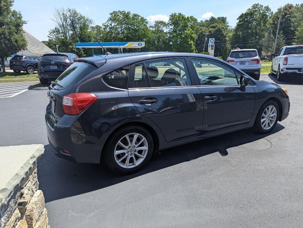 Subaru Impreza Wagon 5dr Auto 2.0i Premium 2014