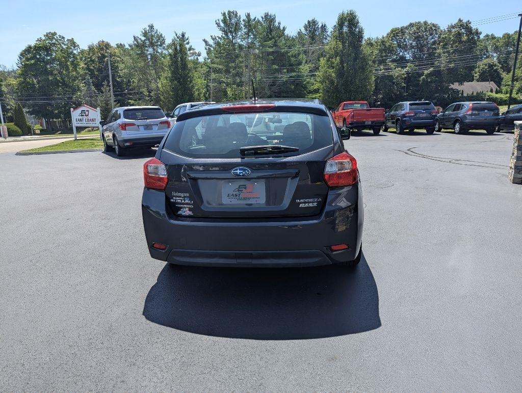 Subaru Impreza Wagon 5dr Auto 2.0i Premium 2014