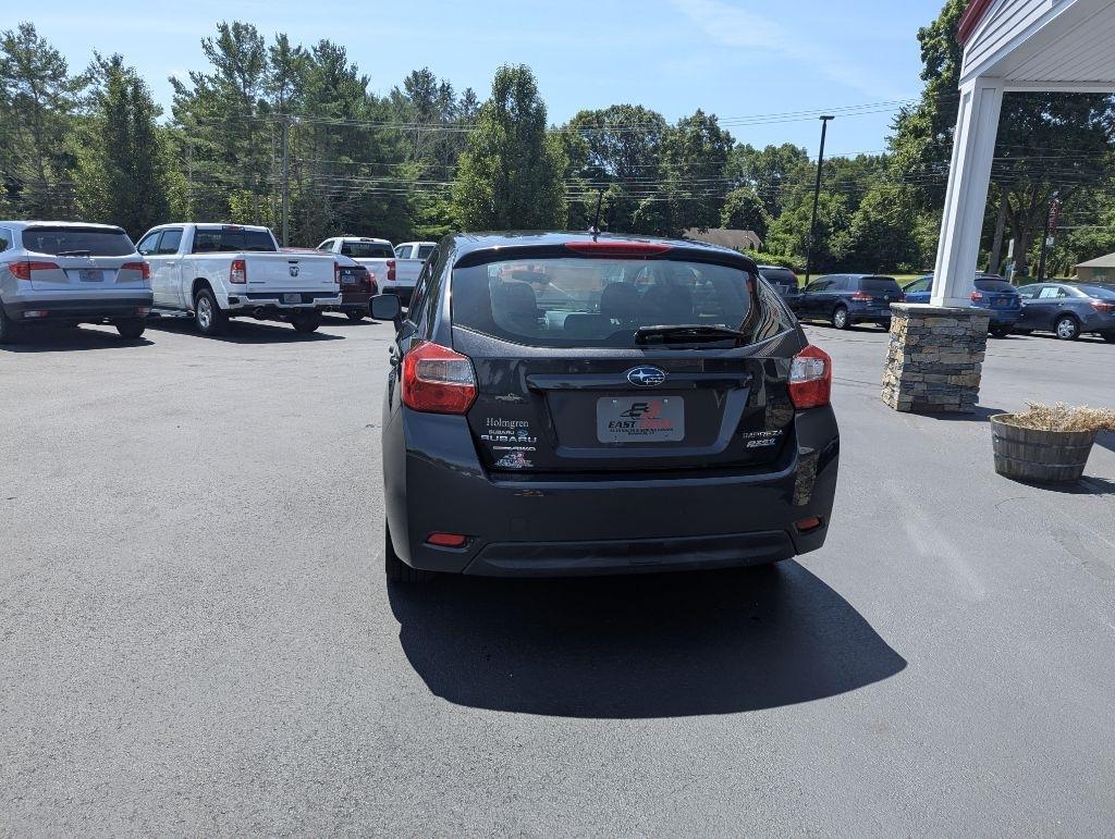 Subaru Impreza Wagon 5dr Auto 2.0i Premium 2014