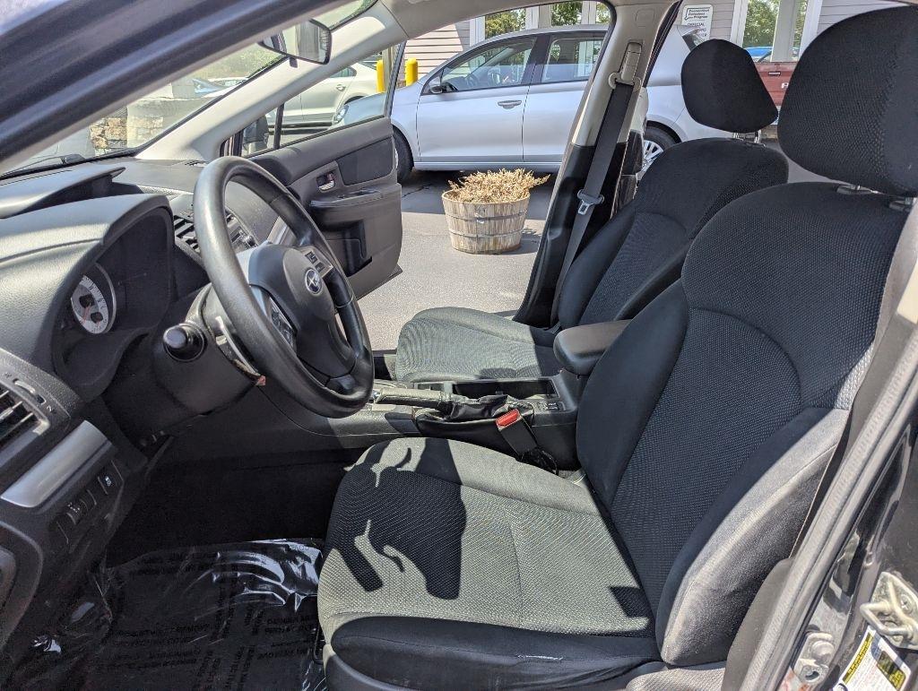 Subaru Impreza Wagon 5dr Auto 2.0i Premium 2014