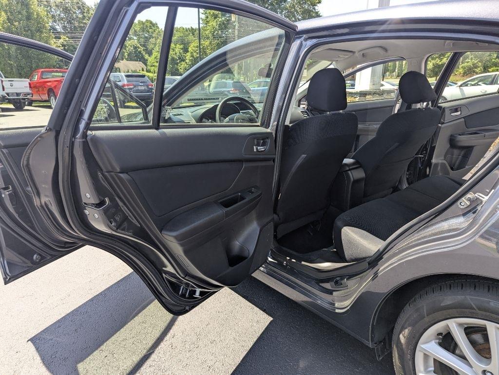 Subaru Impreza Wagon 5dr Auto 2.0i Premium 2014