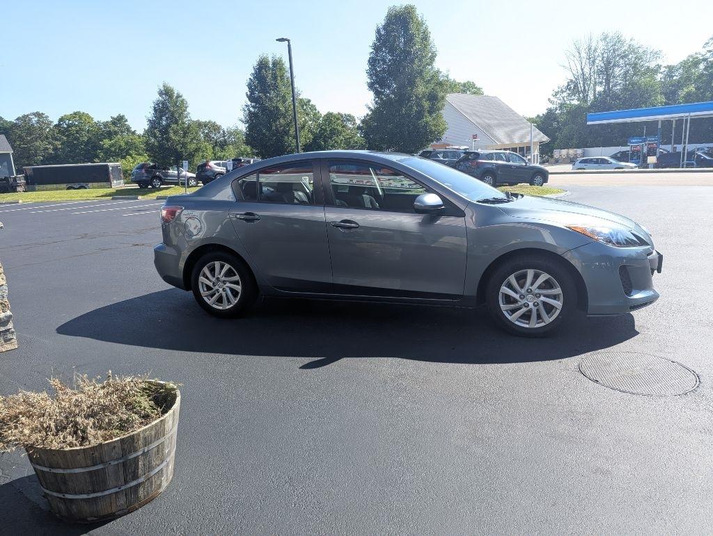 Mazda MAZDA3 4dr Sdn Auto i Touring 2012