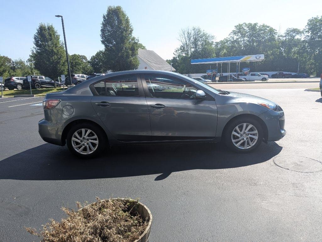 Mazda MAZDA3 4dr Sdn Auto i Touring 2012