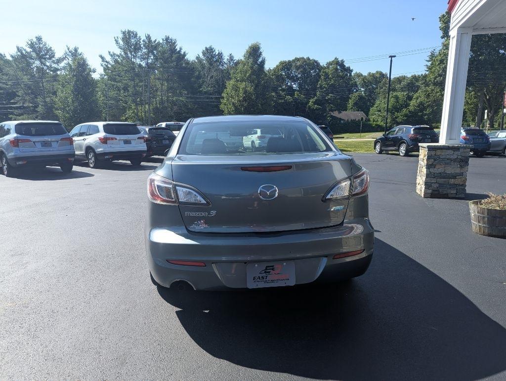 Mazda MAZDA3 4dr Sdn Auto i Touring 2012