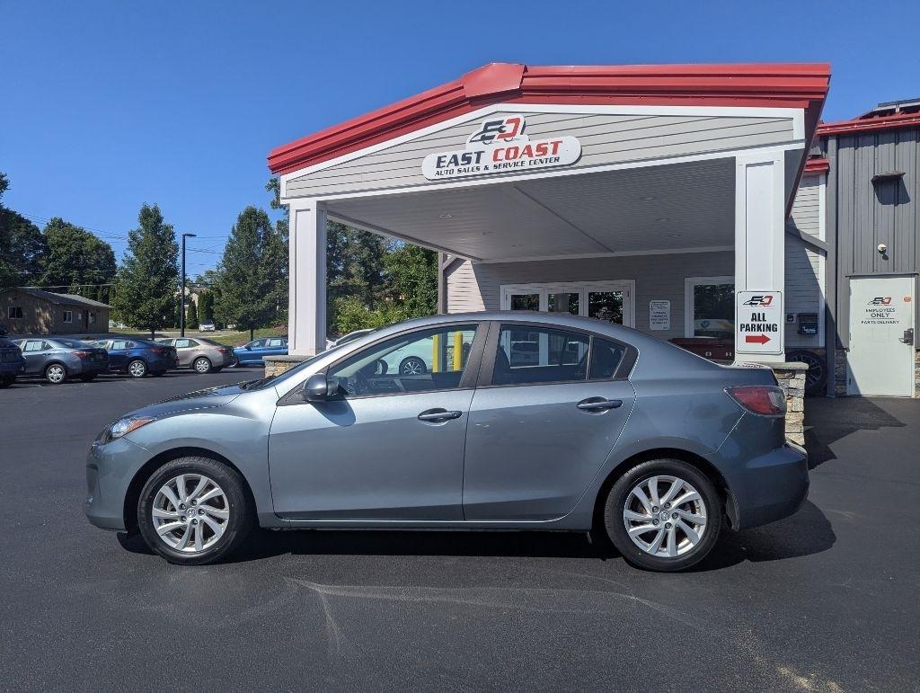 Mazda MAZDA3 4dr Sdn Auto i Touring 2012