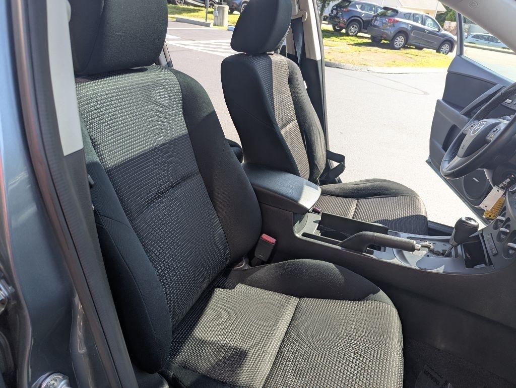 Mazda MAZDA3 4dr Sdn Auto i Touring 2012