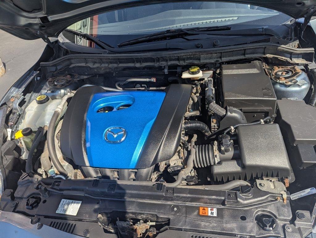Mazda MAZDA3 4dr Sdn Auto i Touring 2012