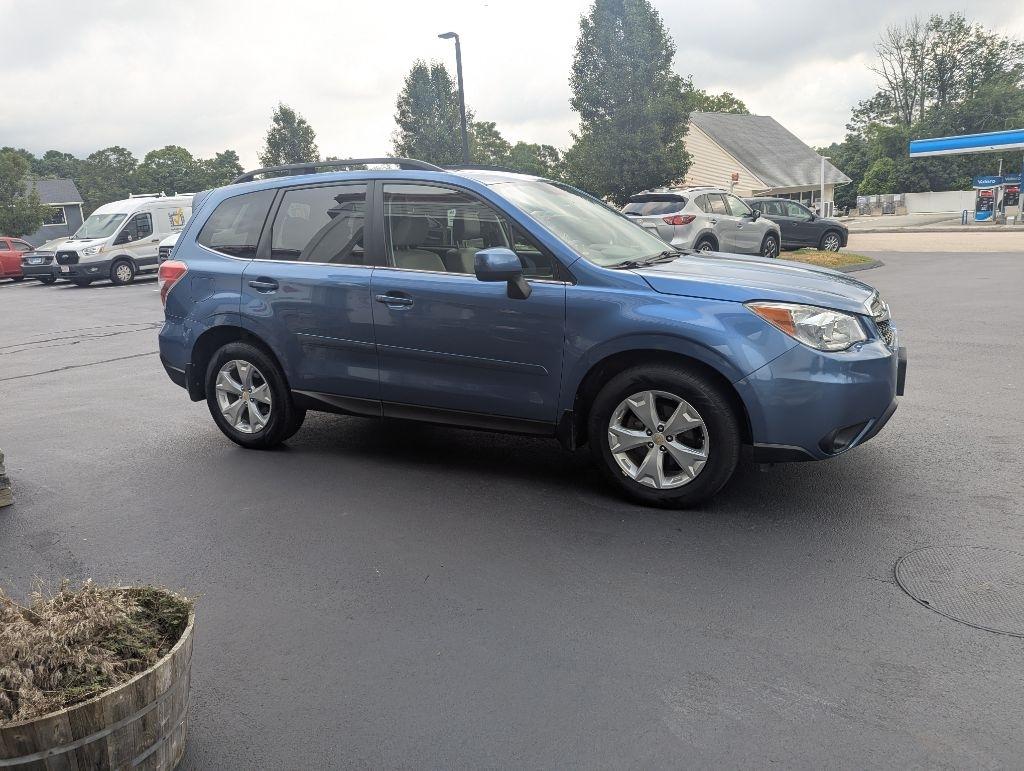 Subaru Forester 4dr CVT 2.5i Limited PZEV 2015