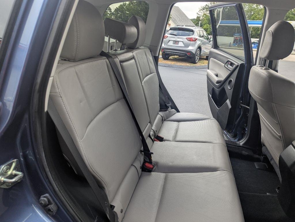 Subaru Forester 4dr CVT 2.5i Limited PZEV 2015