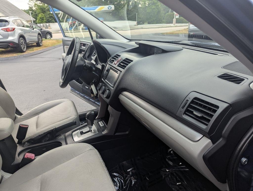 Subaru Forester 4dr CVT 2.5i Limited PZEV 2015