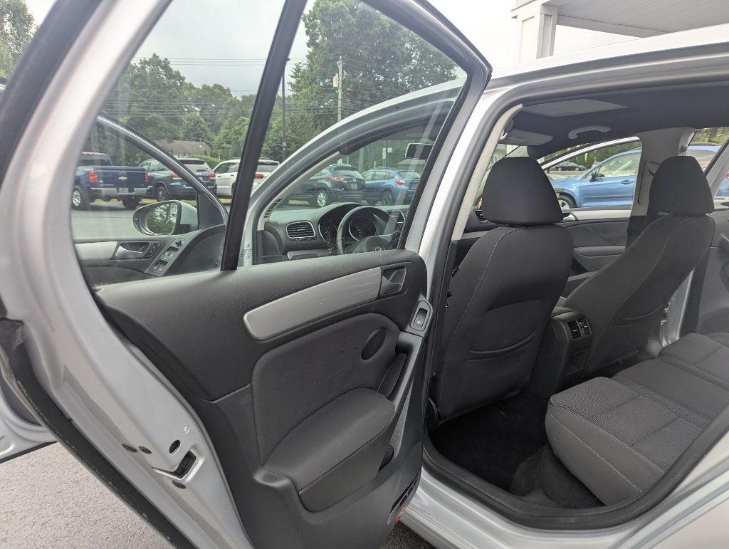Volkswagen Golf 4dr HB Auto PZEV 2013