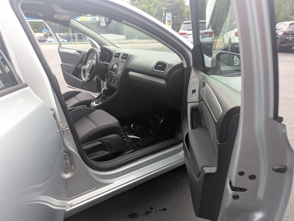 Volkswagen Golf 4dr HB Auto PZEV 2013