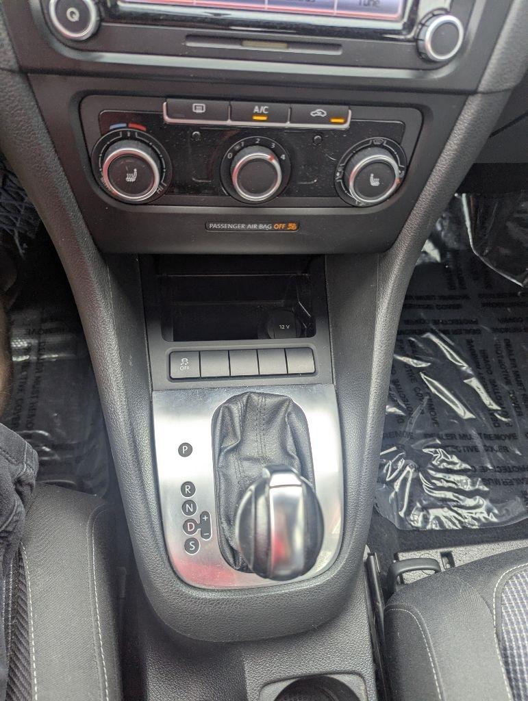 Volkswagen Golf 4dr HB Auto PZEV 2013