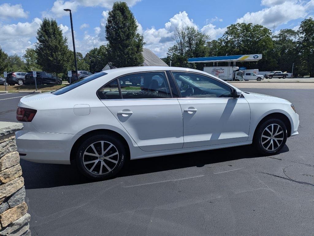 Volkswagen Jetta 1.4T SE Manual 2017