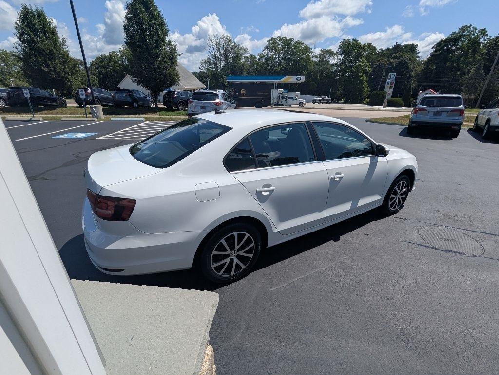 Volkswagen Jetta 1.4T SE Manual 2017
