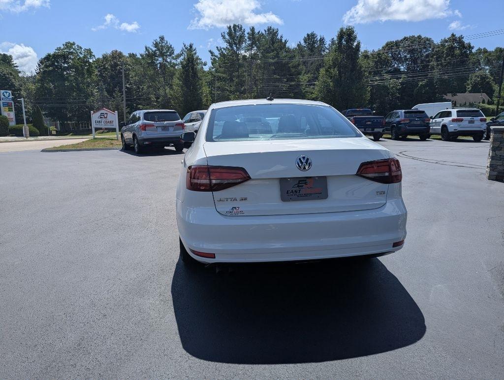 Volkswagen Jetta 1.4T SE Manual 2017