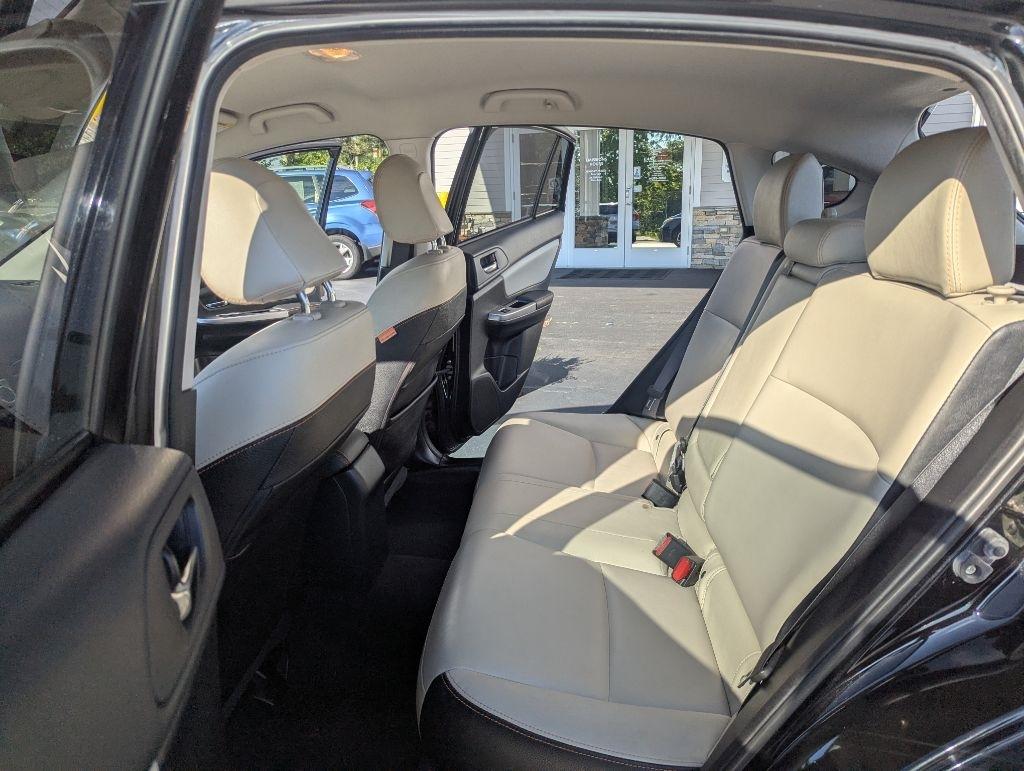 Subaru Crosstrek 5dr CVT 2.0i Limited 2016