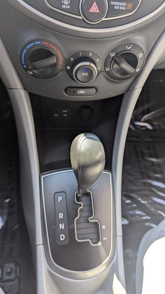Hyundai Accent 4dr Sdn Auto SE 2016