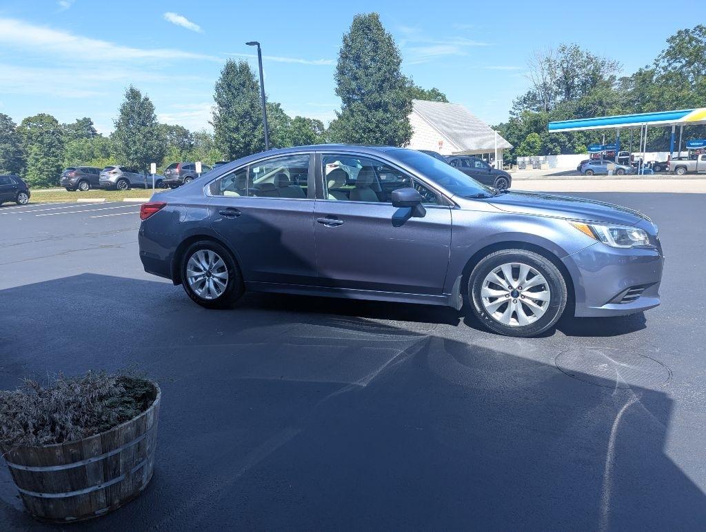 Subaru Legacy 4dr Sdn 2.5i Premium PZEV 2016