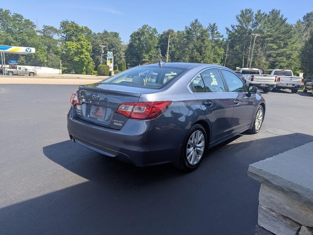 Subaru Legacy 4dr Sdn 2.5i Premium PZEV 2016