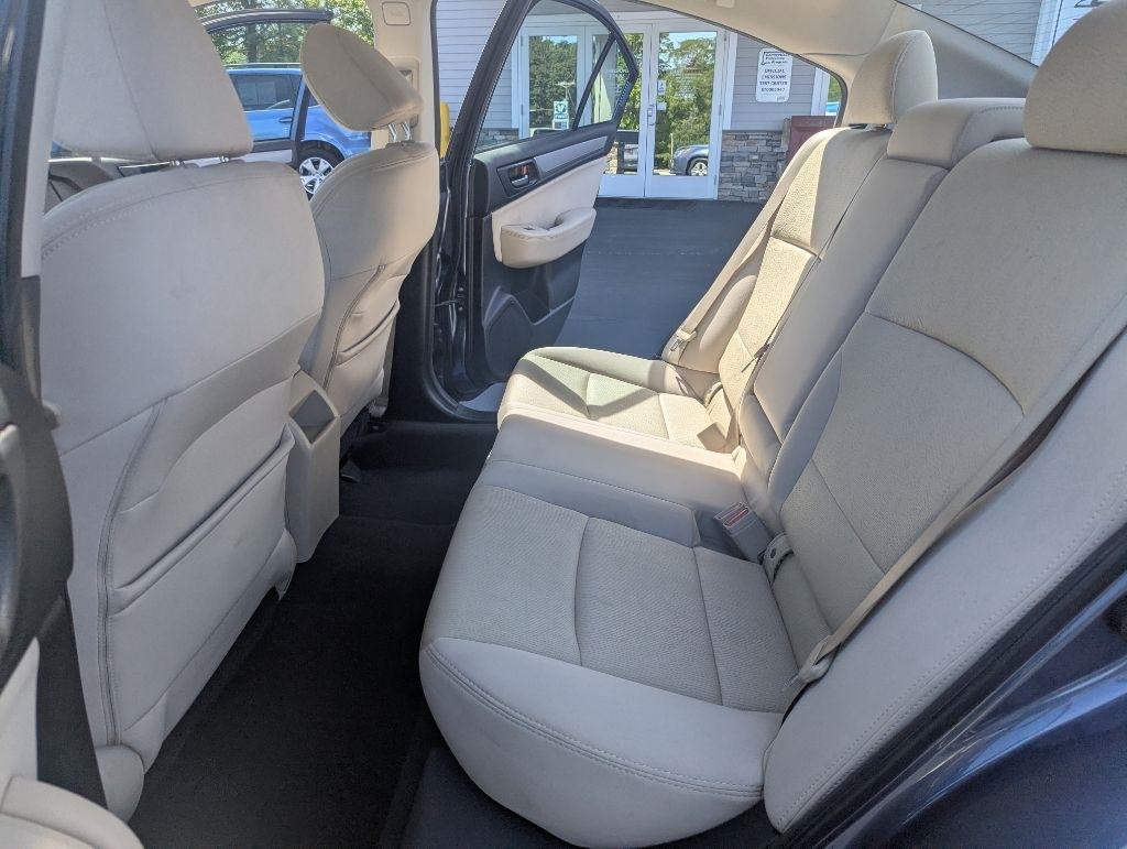 Subaru Legacy 4dr Sdn 2.5i Premium PZEV 2016
